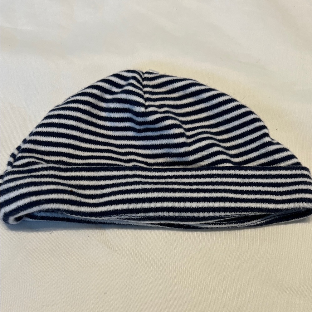“Bundle 10/$13” baby 3M baby boy Striped navy blue and White Beanie hat
